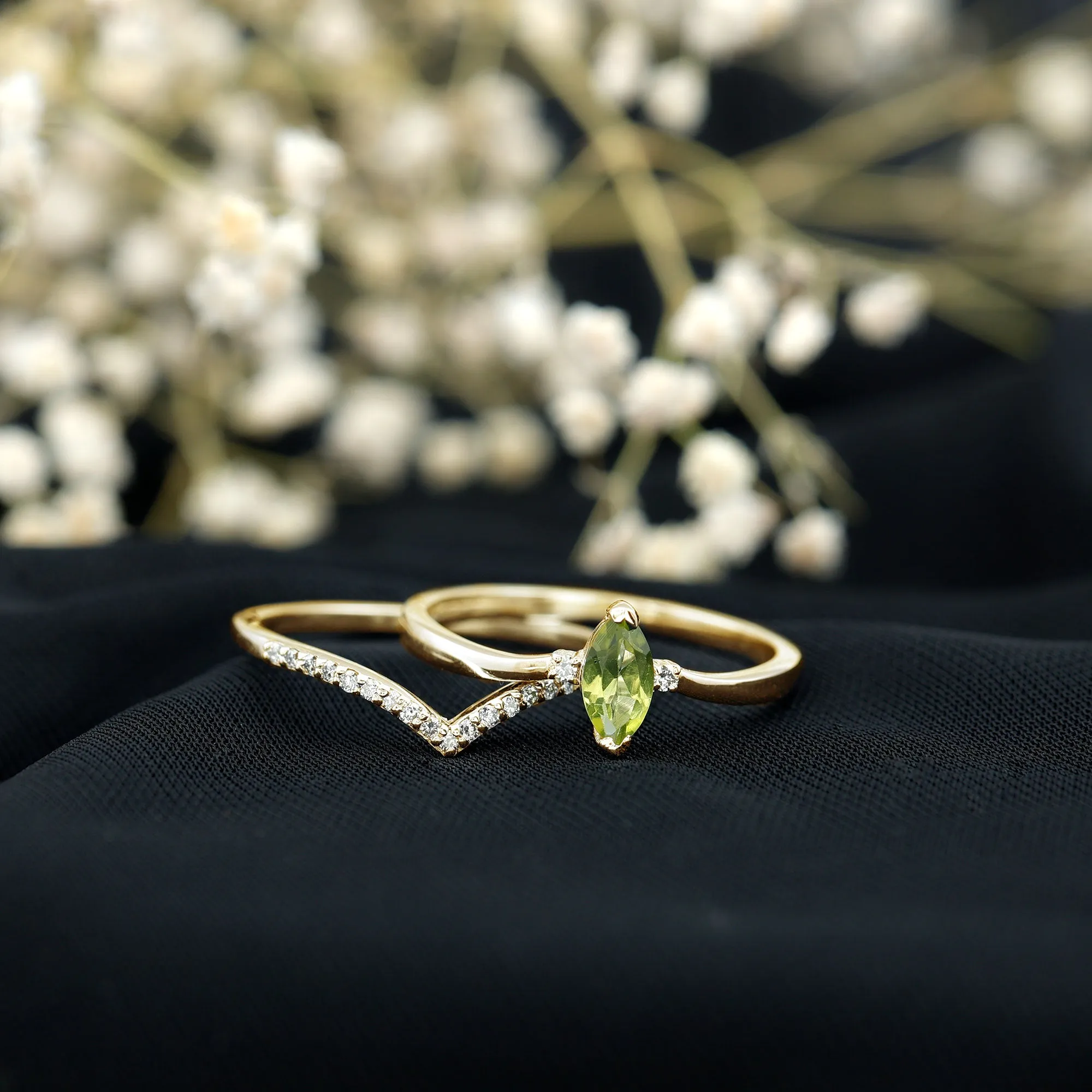 3/4 CT Natural Peridot Solitaire Ring Set with Diamond Band