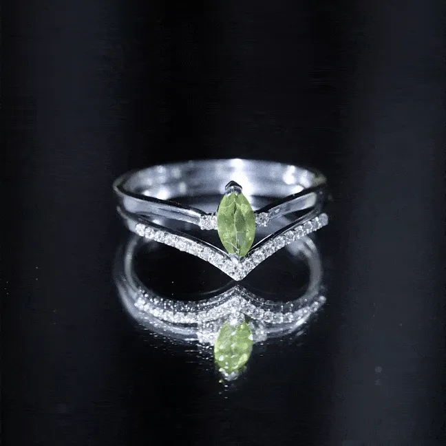 3/4 CT Natural Peridot Solitaire Ring Set with Diamond Band