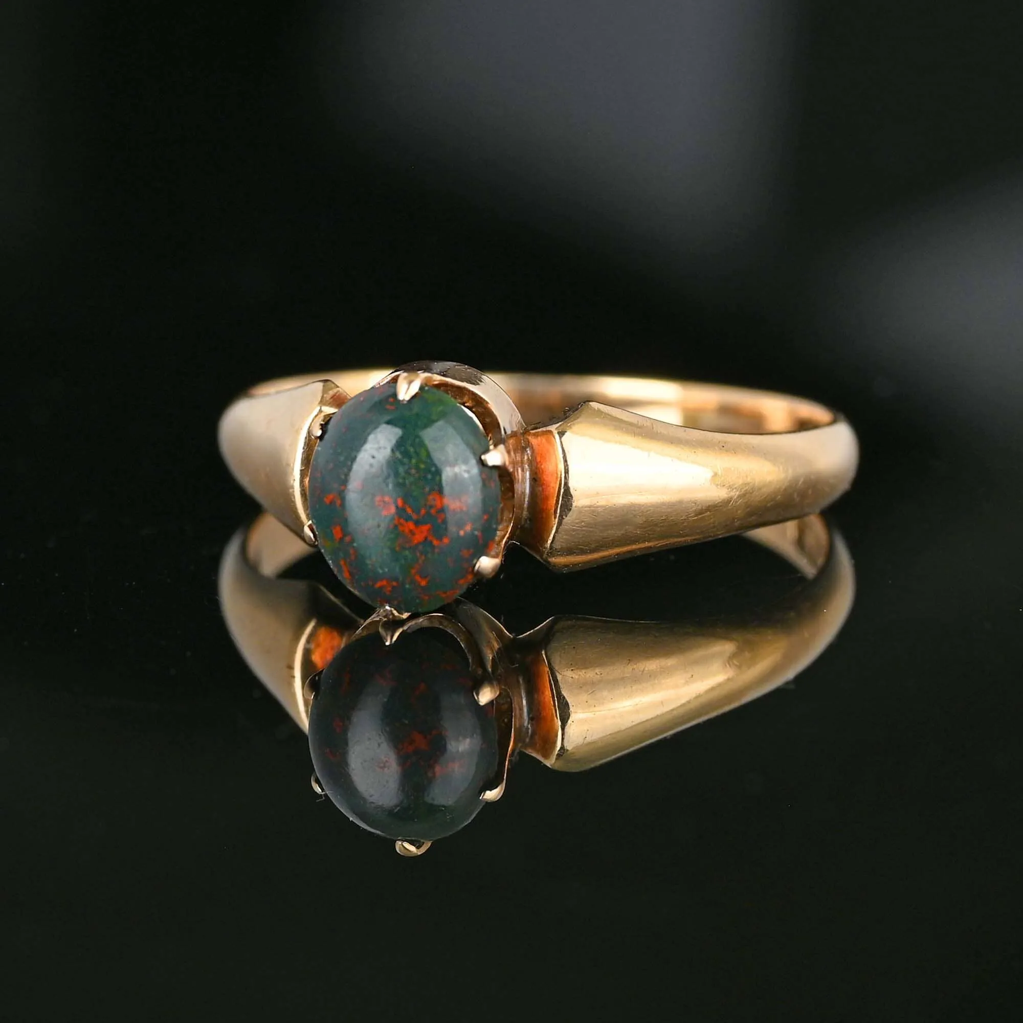 Antique Edwardian 14K Gold Bloodstone Ring