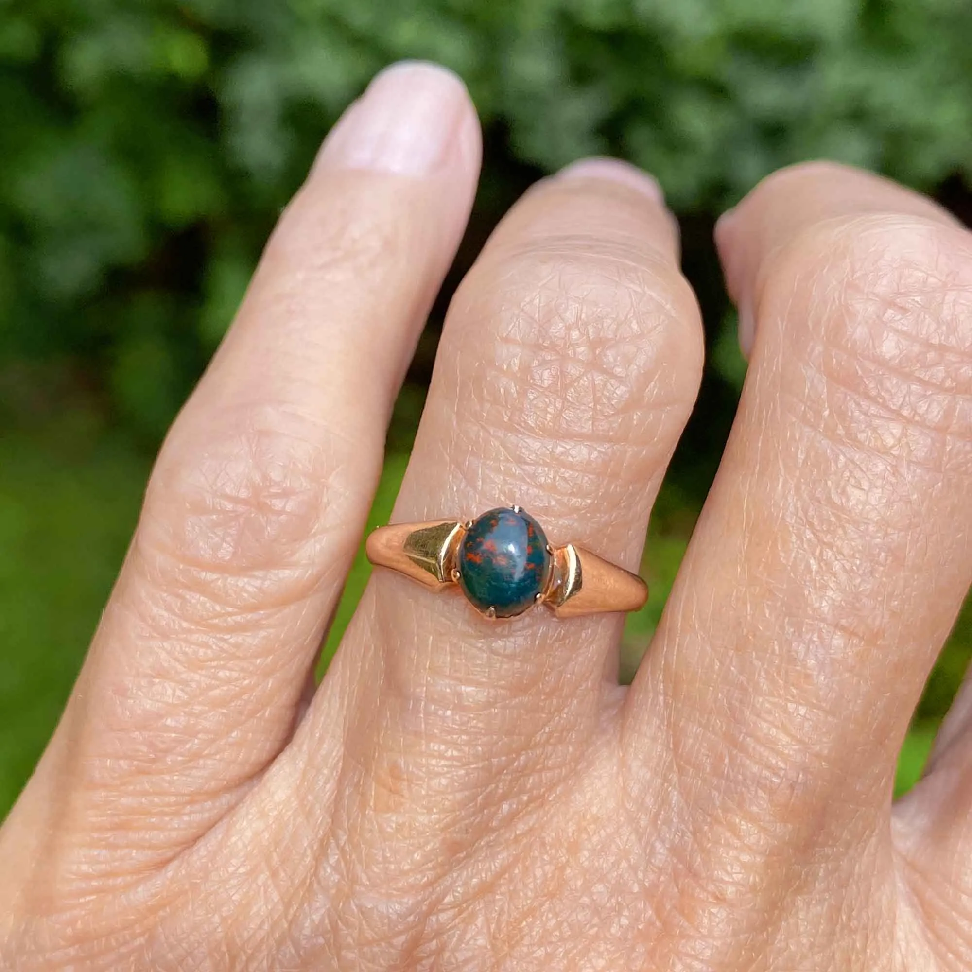 Antique Edwardian 14K Gold Bloodstone Ring