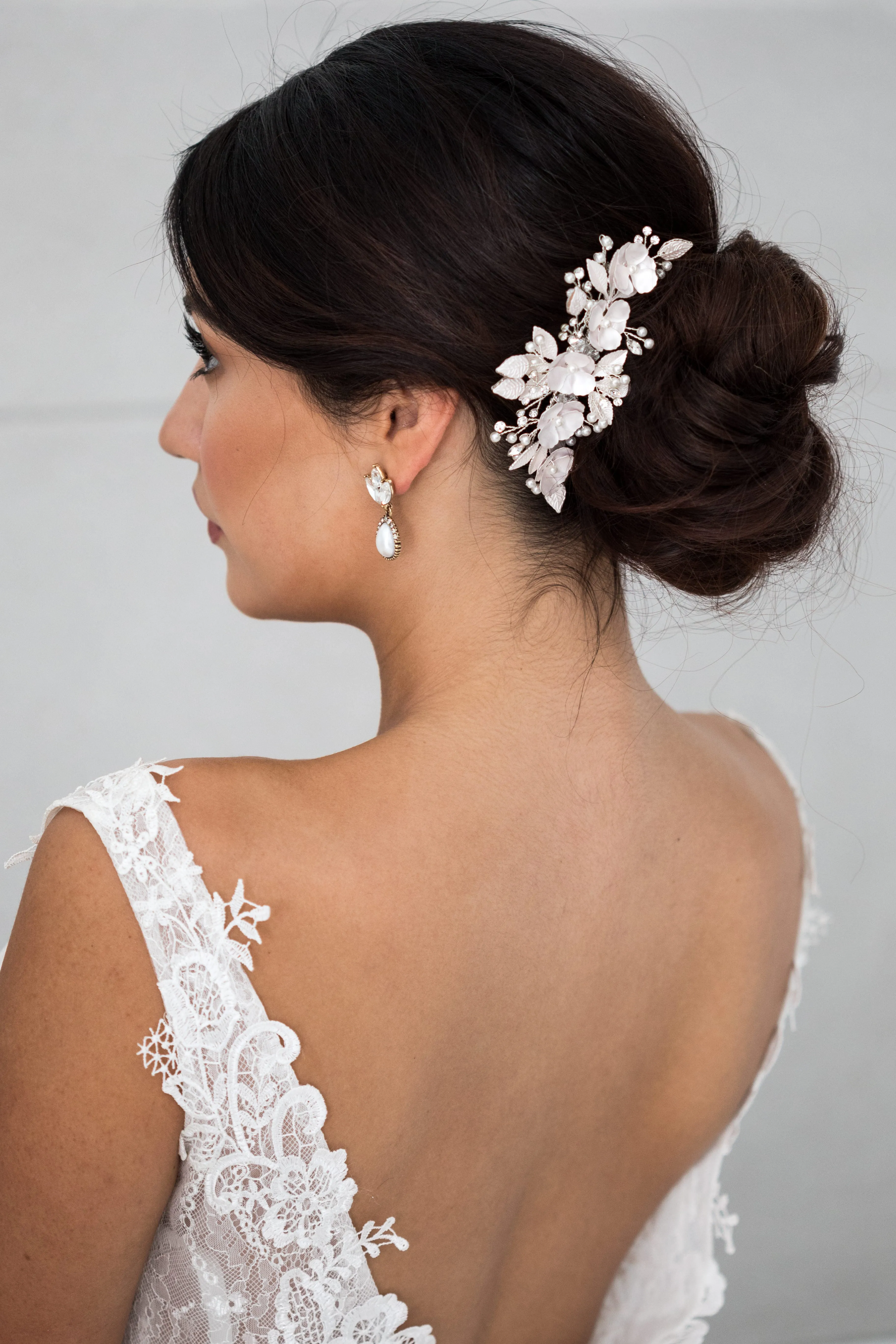 Belle - Elegant Floral Bridal Hair Comb