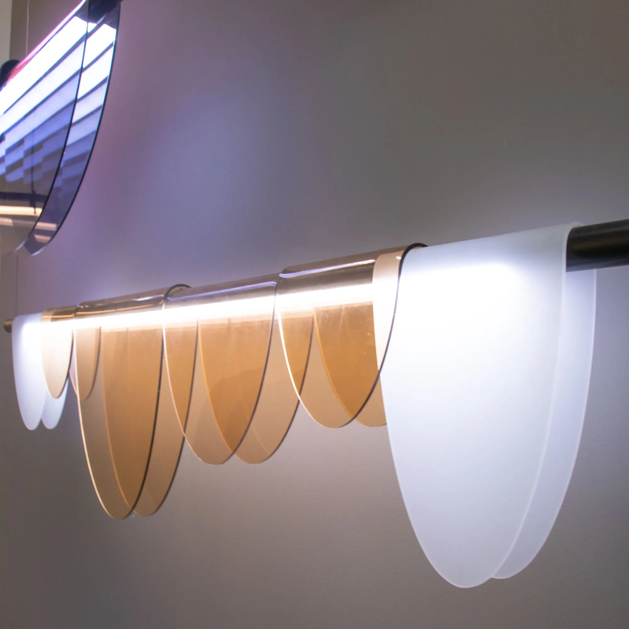 Dawn Linear Pendant Lamp