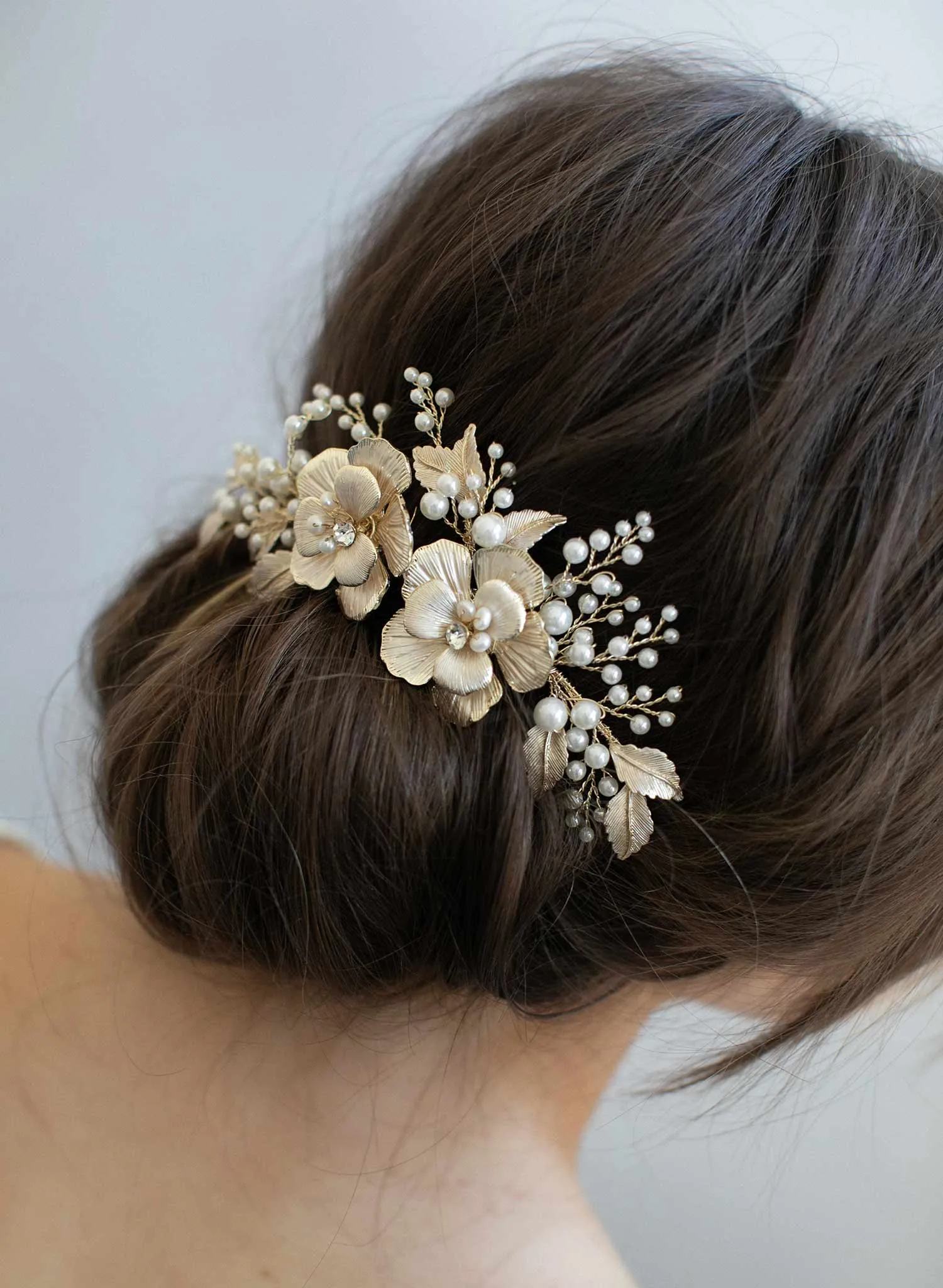 Double flower and pearl spray hair comb - Style #977