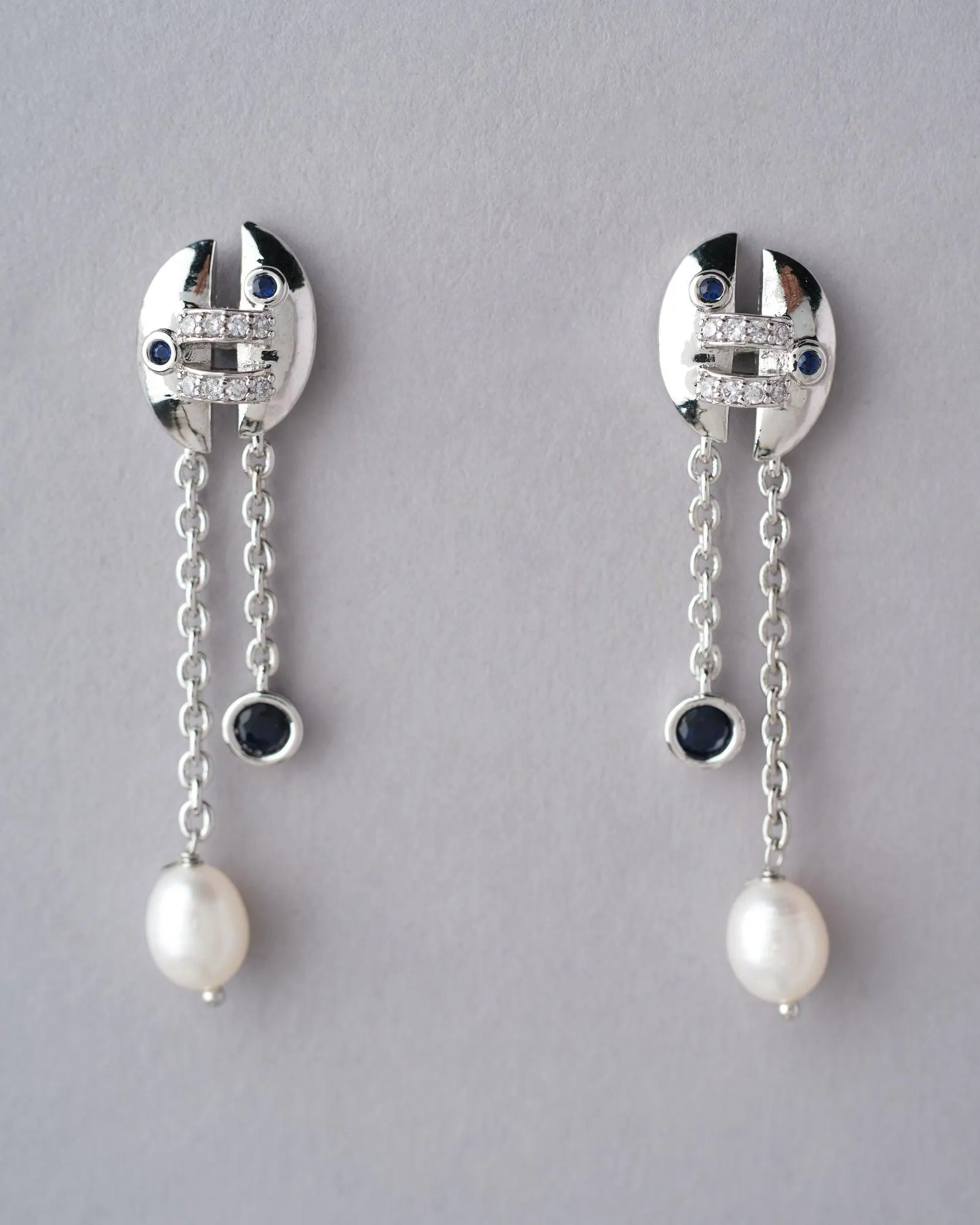 Dreamy Droplets Pearl Earring