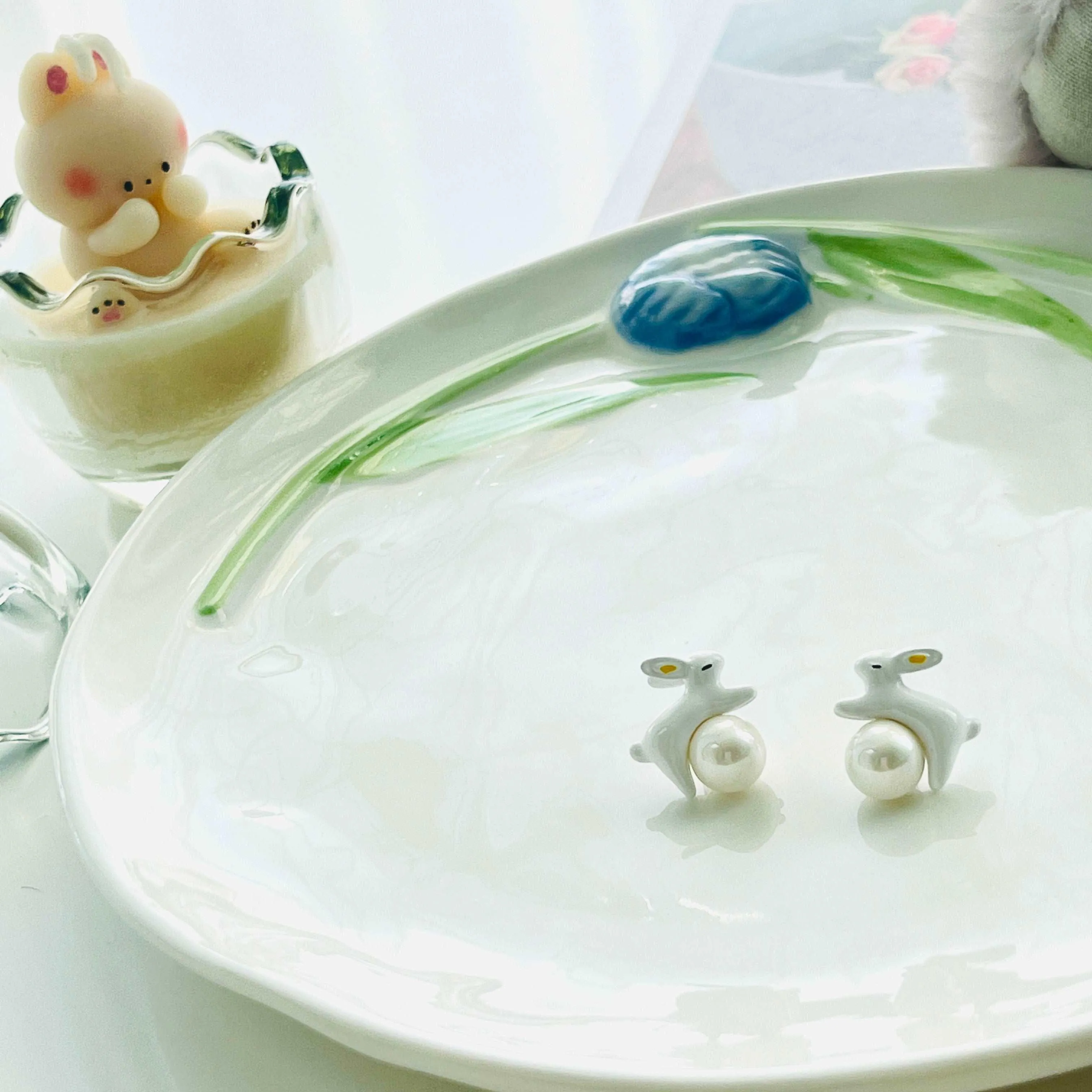 Enamel White Rabbit Pearl Stud Earrings ( Pre-order, available in 2 weeks)