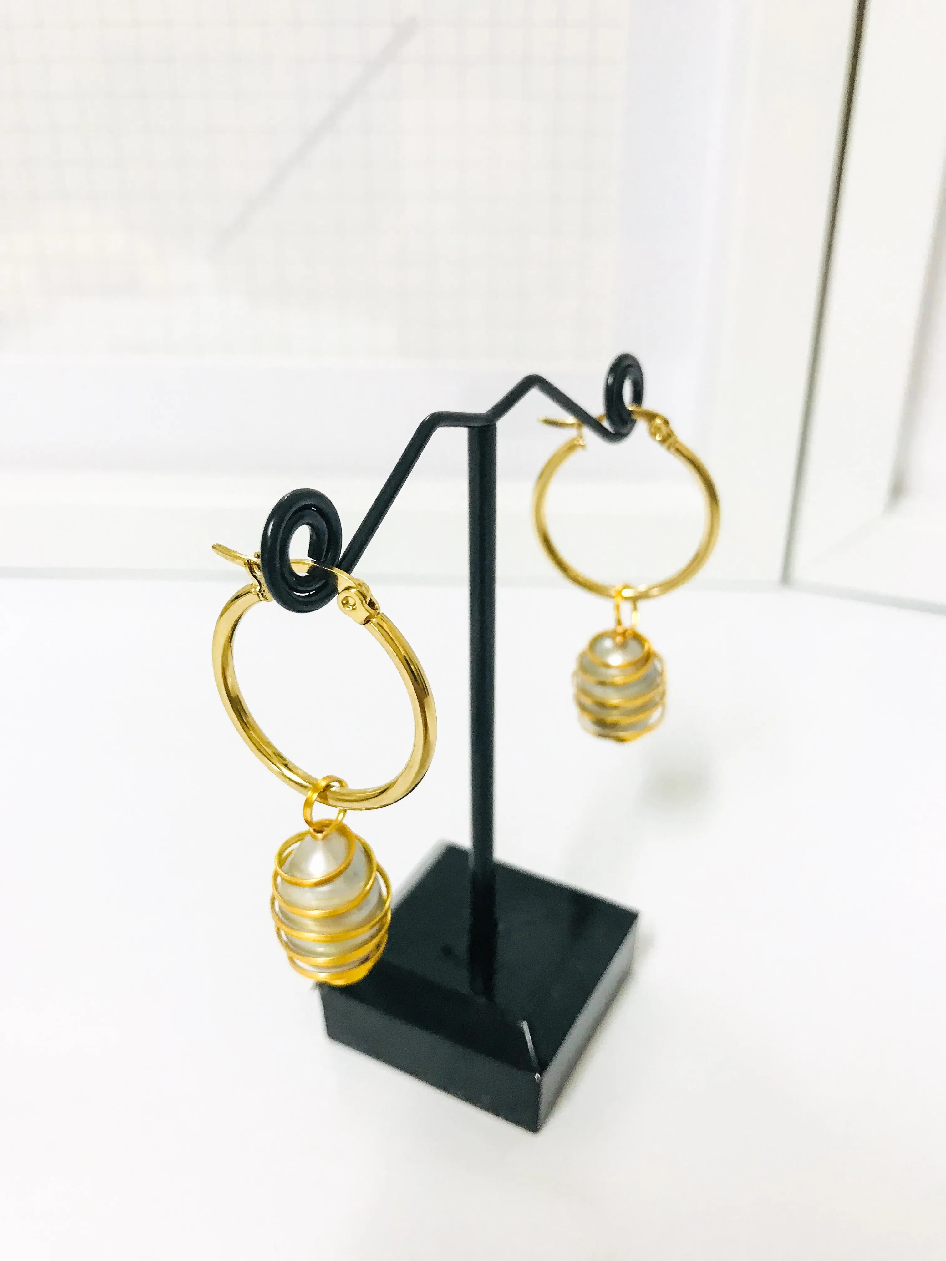 Evelyn - Grey Freshwater Encaged Pearl Earrings