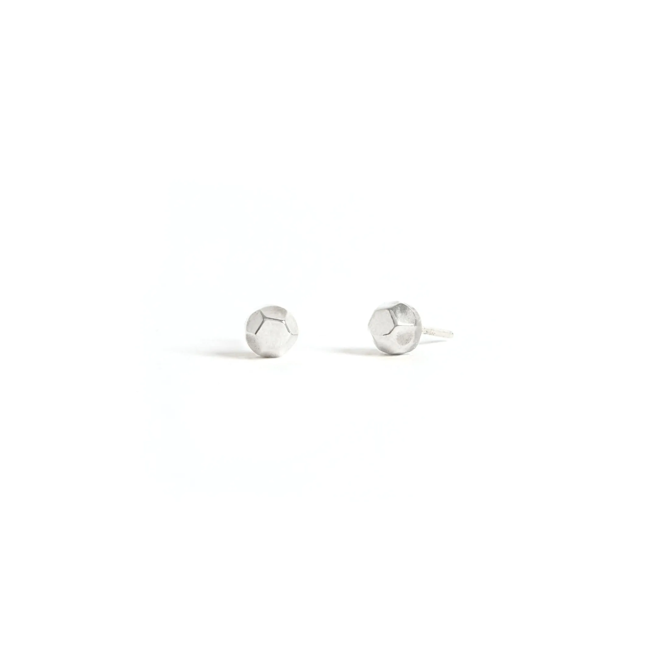 Faceted Studs