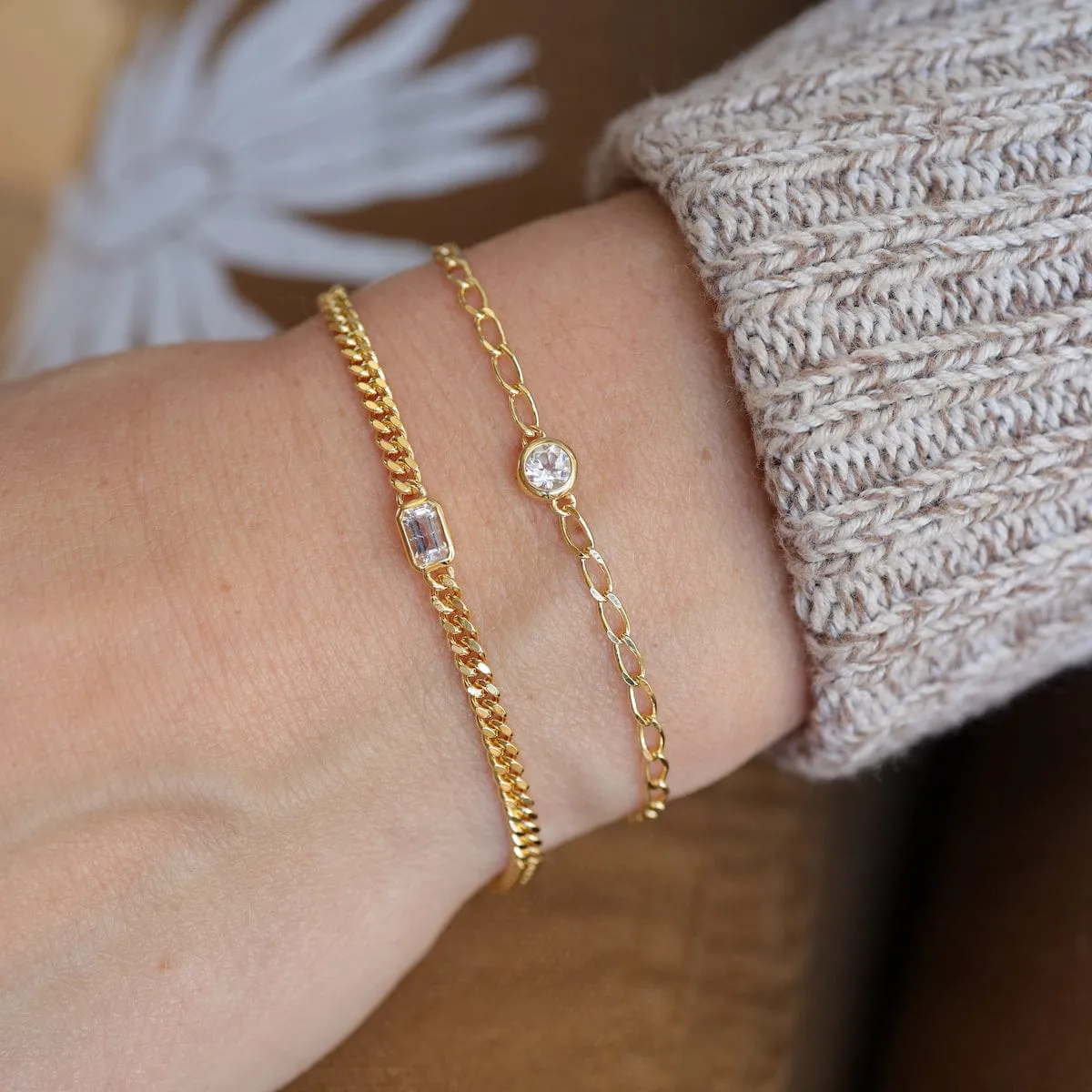 Fine Cut Curb Chain with Round White Topaz Bracelet