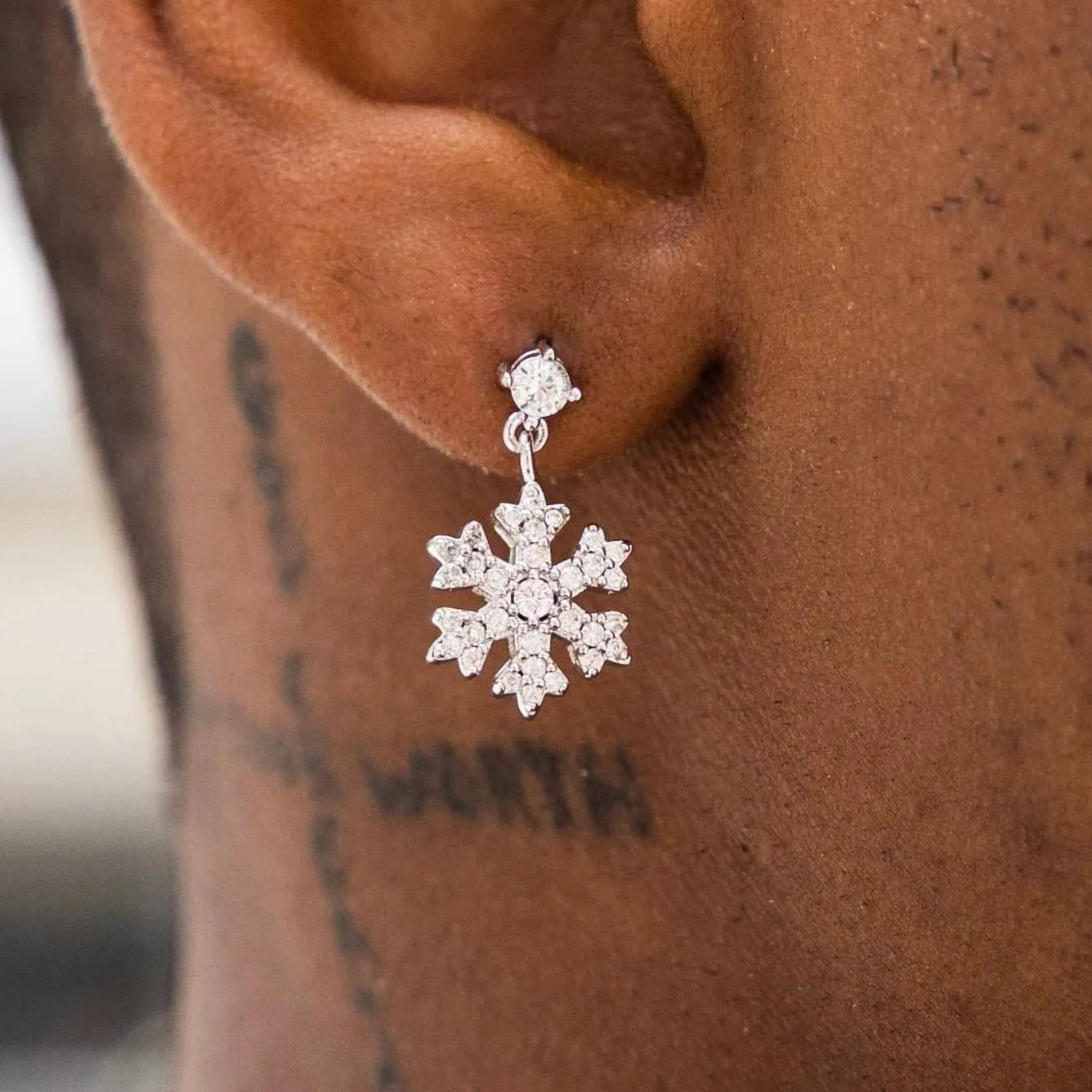 Fivio Snowflake Drop Stud Earrings - White Gold