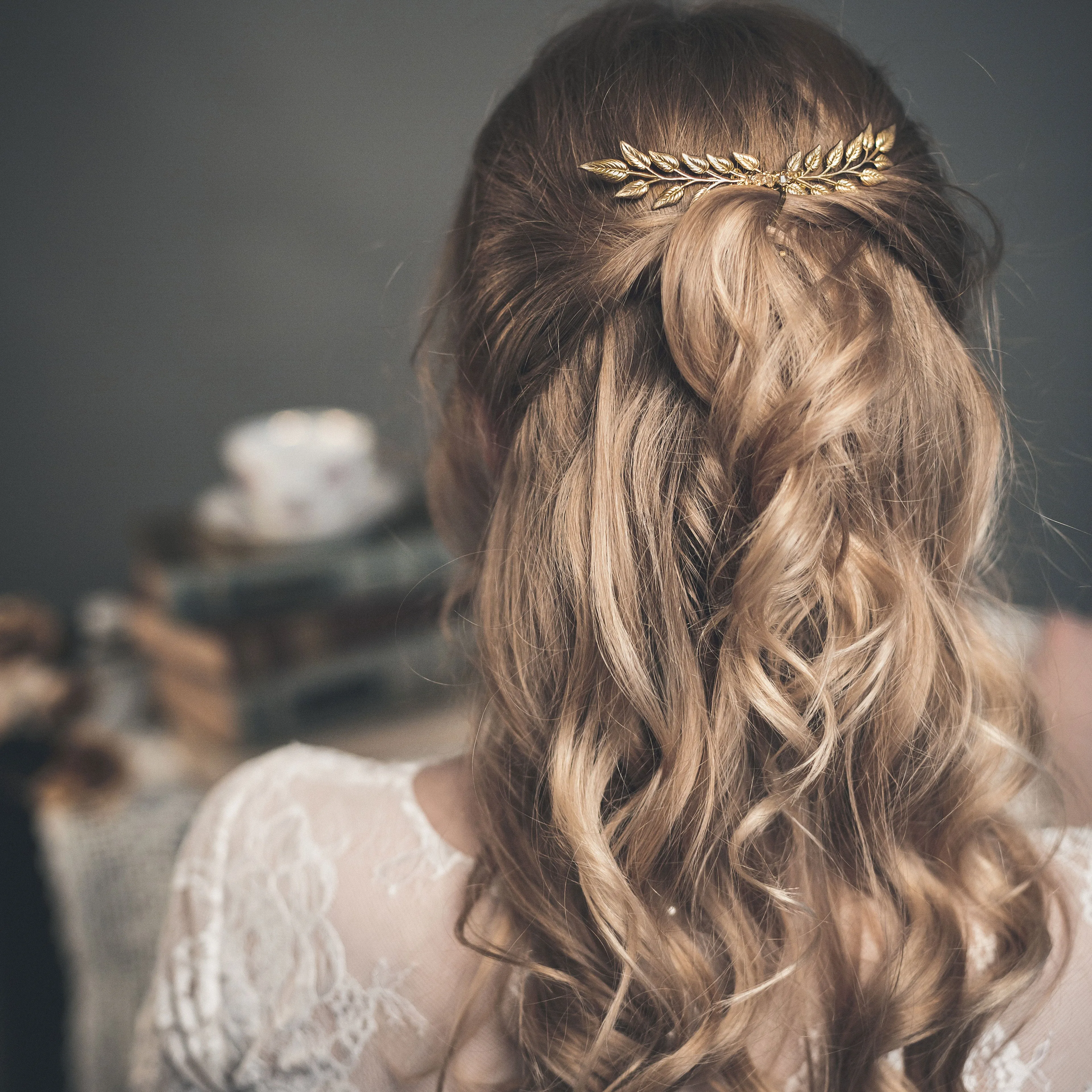 Gold leaf hair piece with crystals - ALEXANDRA PETITE