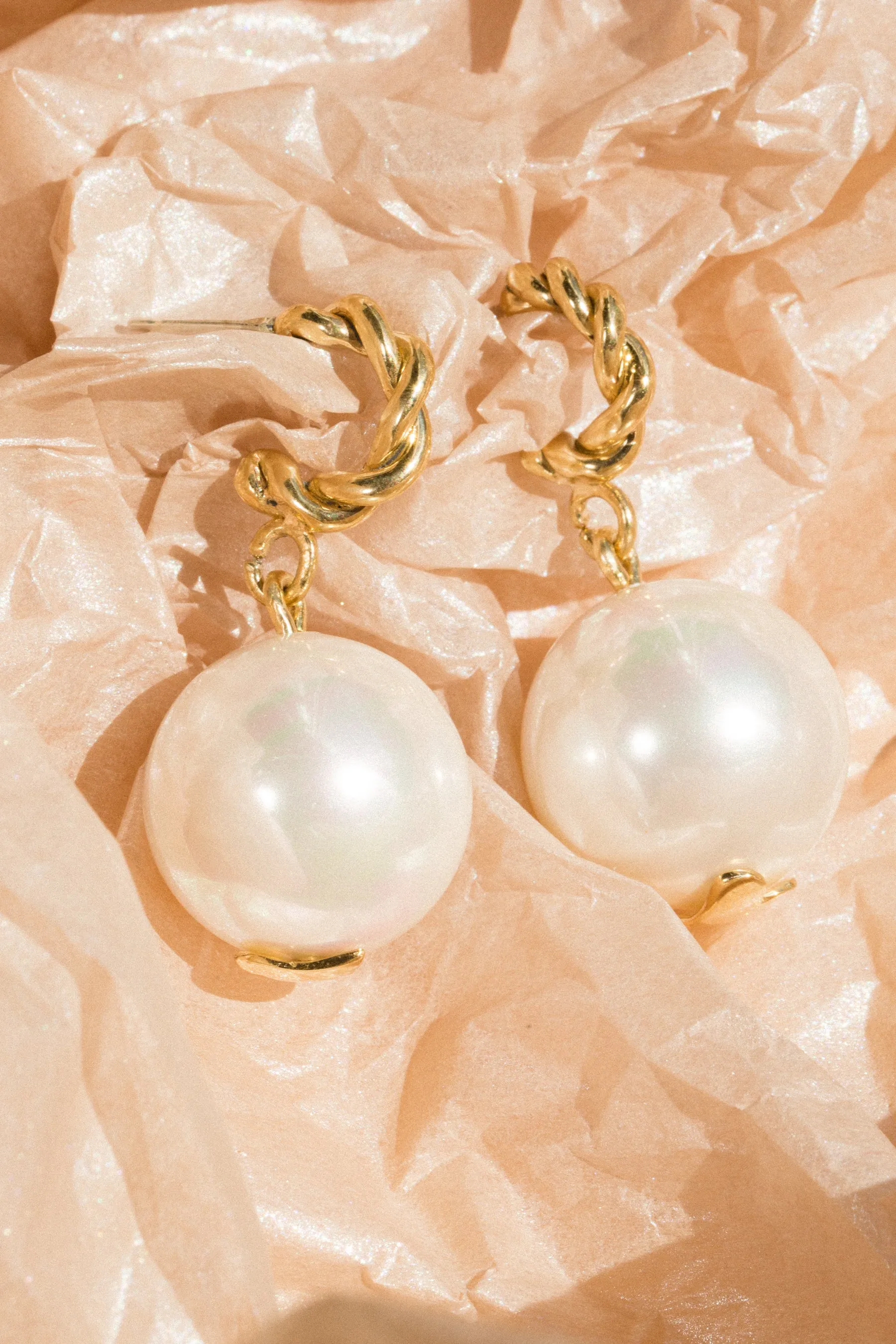 Interlace Pearl Earrings