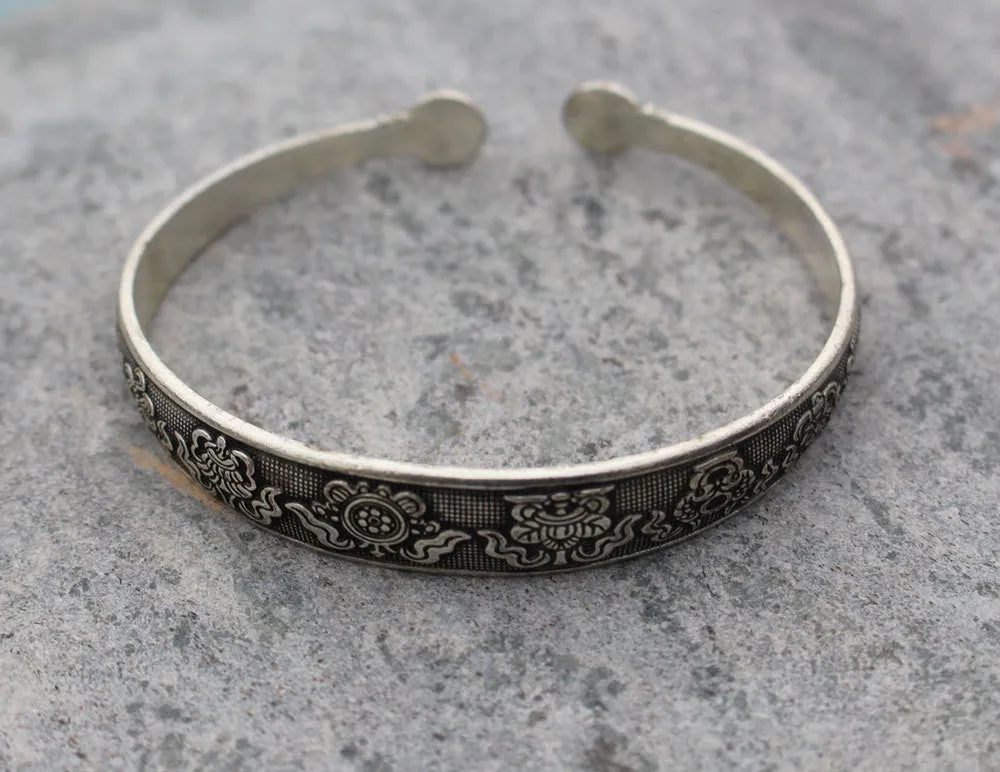 Lucky Symbols Geometric White Metal Bracelet