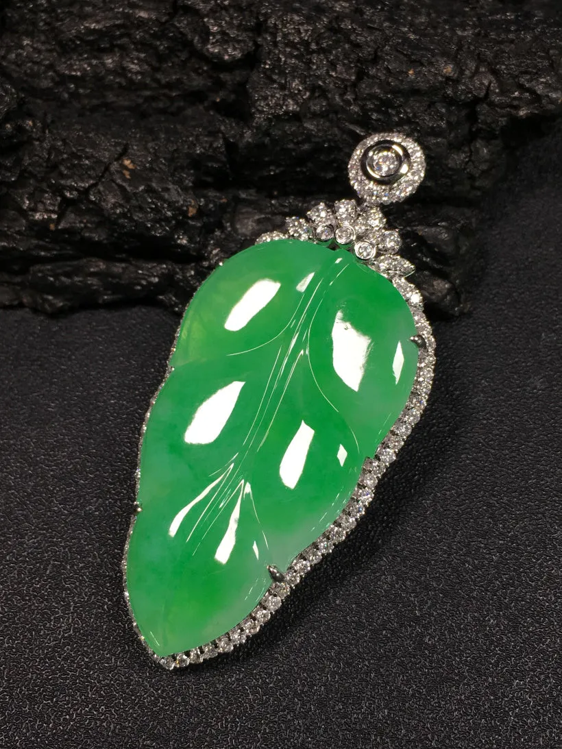 Natural Jade Pendant Jadeite Gold Pendant PT335