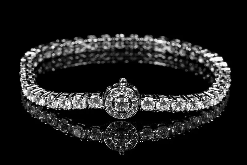 Pavana Vintage Clasps Tennis Bracelet – 7.25in | 20ct