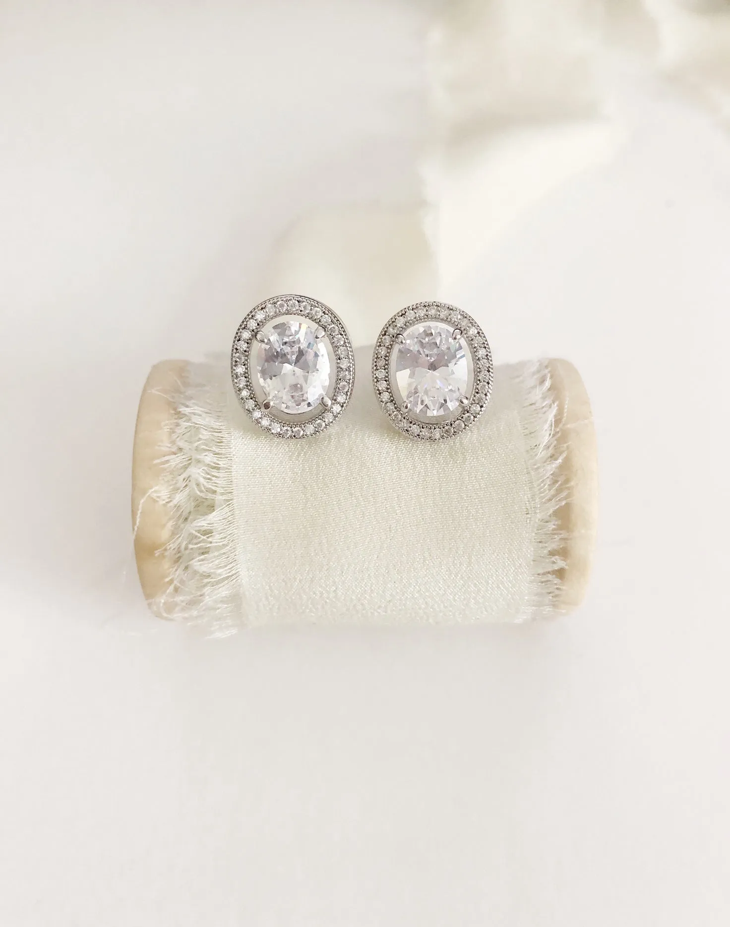 Selma Oval Diamond Stud Earrings