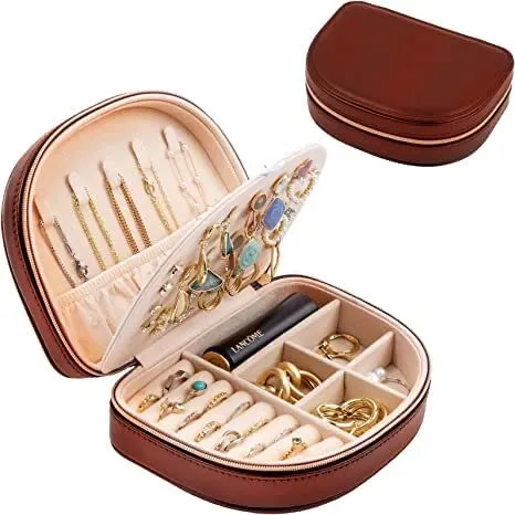 Small Portable Seashell-shaped Jewelry Case | ProCase