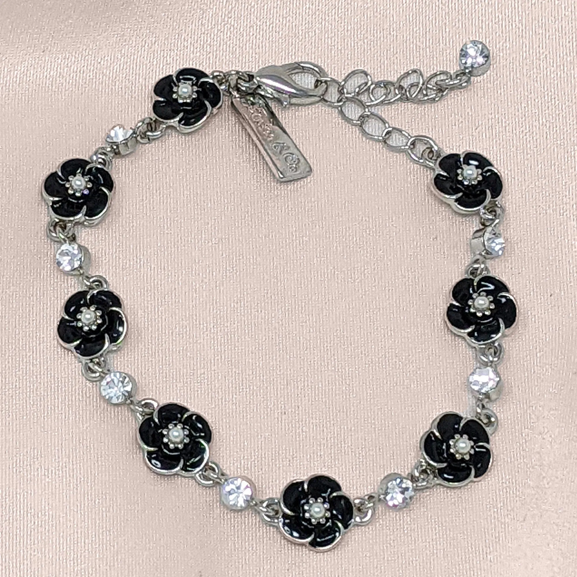 Small Rose 1 Row Bracelet in Black Enamel