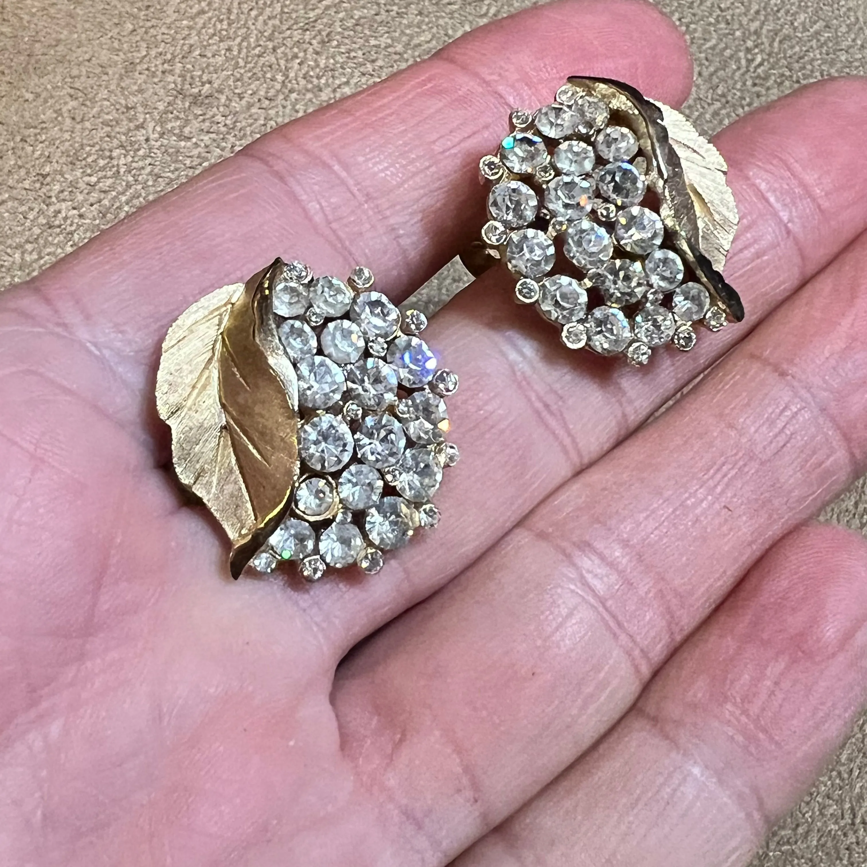 Trifari Vintage Crystal Gold  Leafy Clip On Earrings