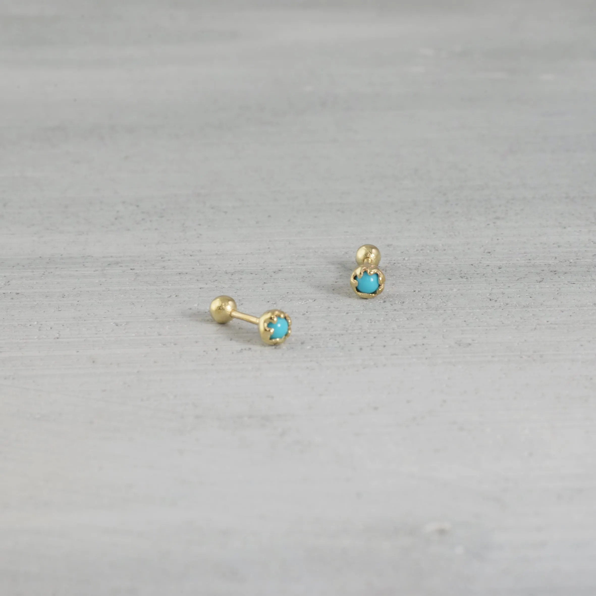 Turquoise mud stud Piercing (single) - 14K/ 18K Gold