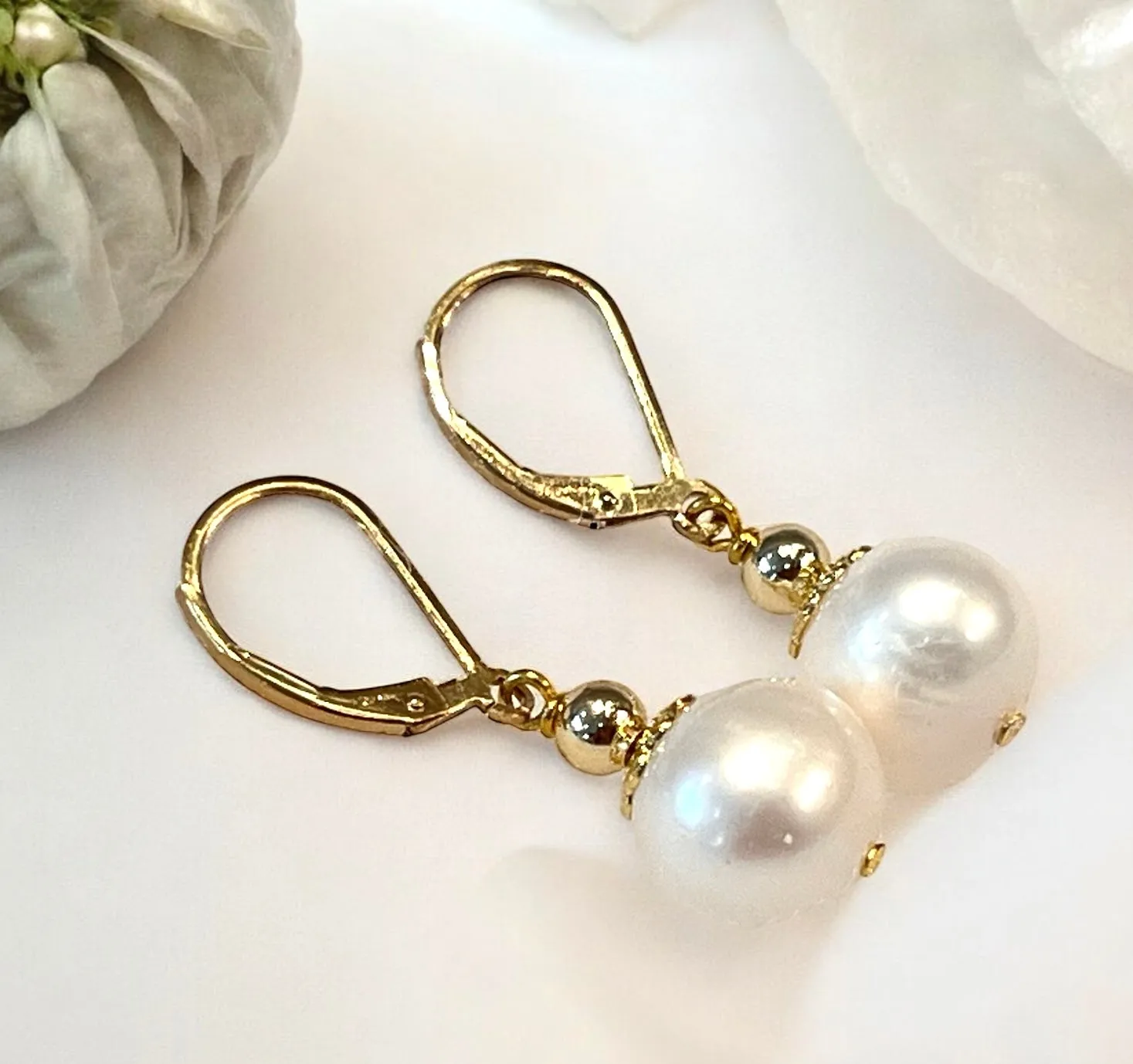 White 10 MM Freshwater Pearl Drop Earrings