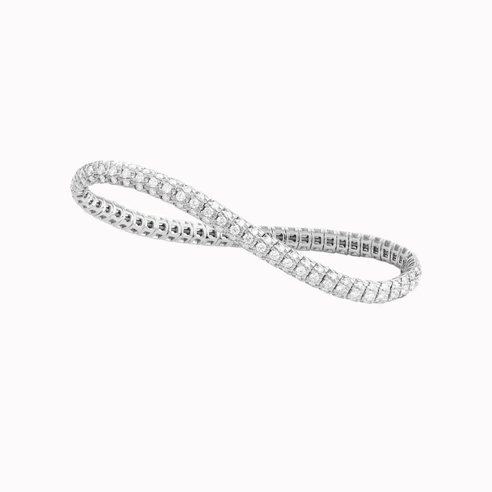 White Gold Pavé Diamond Stretch Bracelet 3.14ct